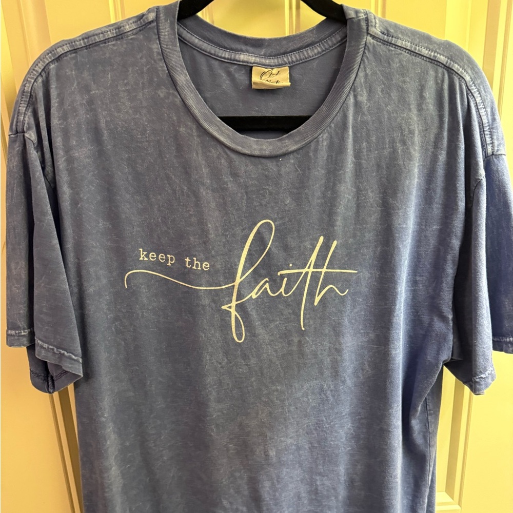 Blue Short Sleeve Tee with 'Keep the Faith' Print